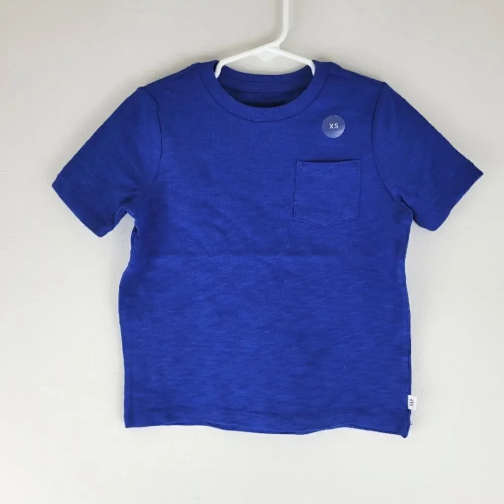 GAP KIDS pocket tee size XS (4/5)